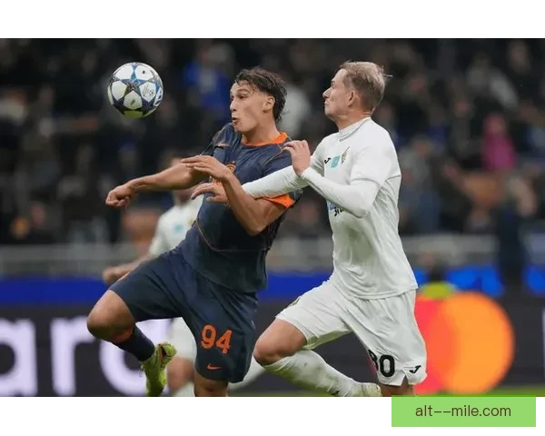 卢卡库欧冠决赛频频错失良机遭批评 球迷质疑其大赛表现