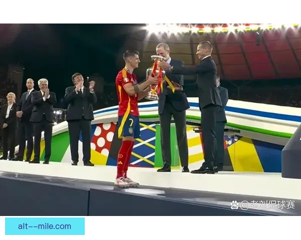 西班牙队逆转英格兰夺得2024年欧洲杯冠军精彩瞬间回顾 西班牙队逆转英格兰夺得2024年欧洲杯冠军精彩瞬间回顾